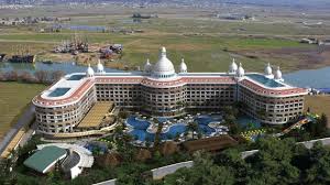 Diamond Premium Otel Titreyengol