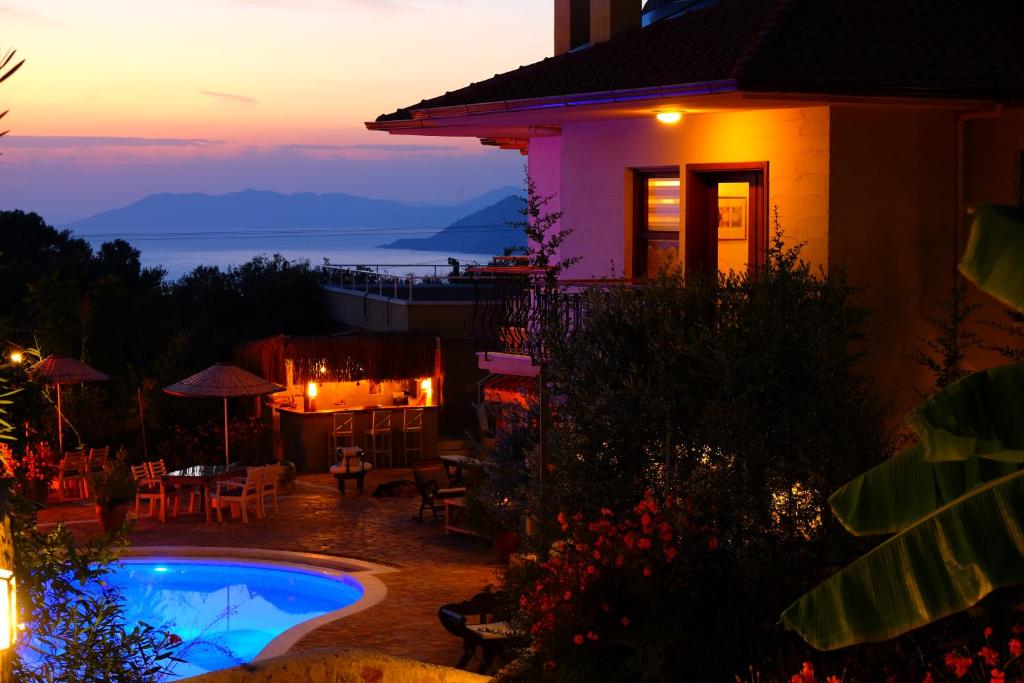 Mandarin & Mango Boutique Hotels  Фаралья-Узунюрт