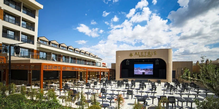 Aletris Deluxe Hotel Гюндогду