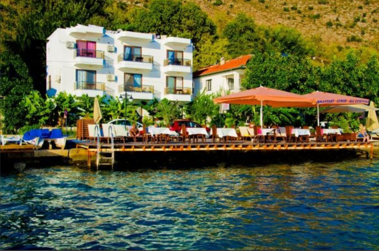 Dinç Otel Бозбурун  Мармарис