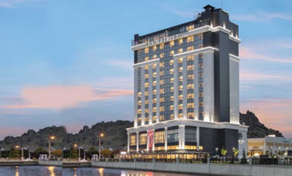 Doubletree By Hilton Афйон