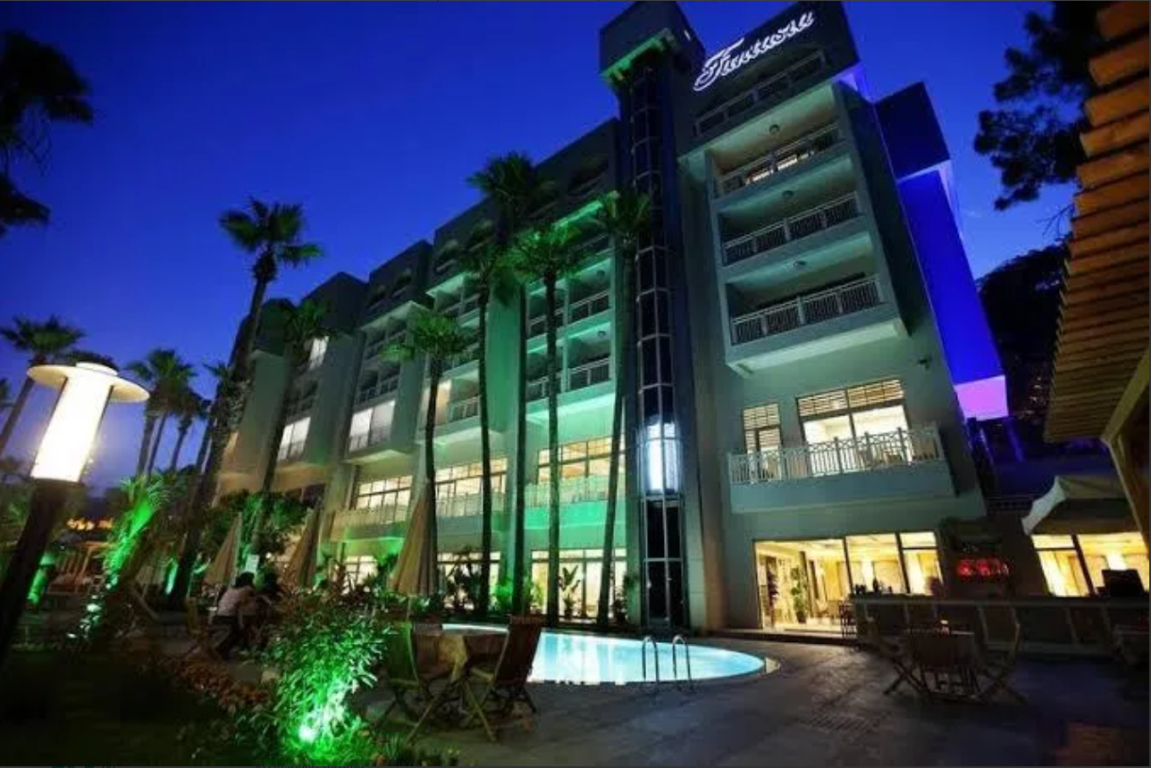 Quadas Hotel Ичмелер  Мармарис